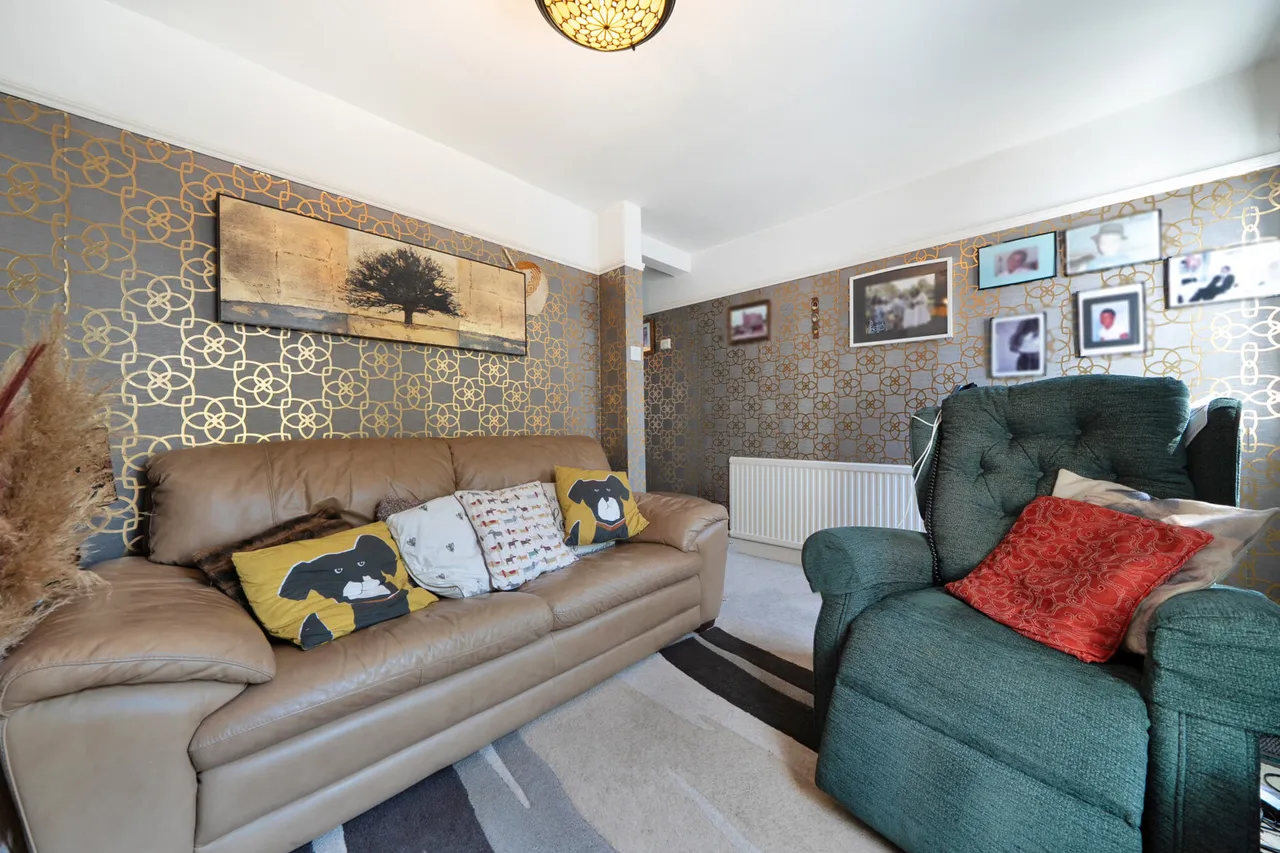 Sutcliffe Road, SE18, photo 9