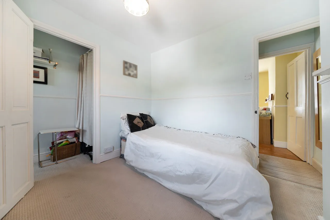 Sutcliffe Road, SE18, photo 16