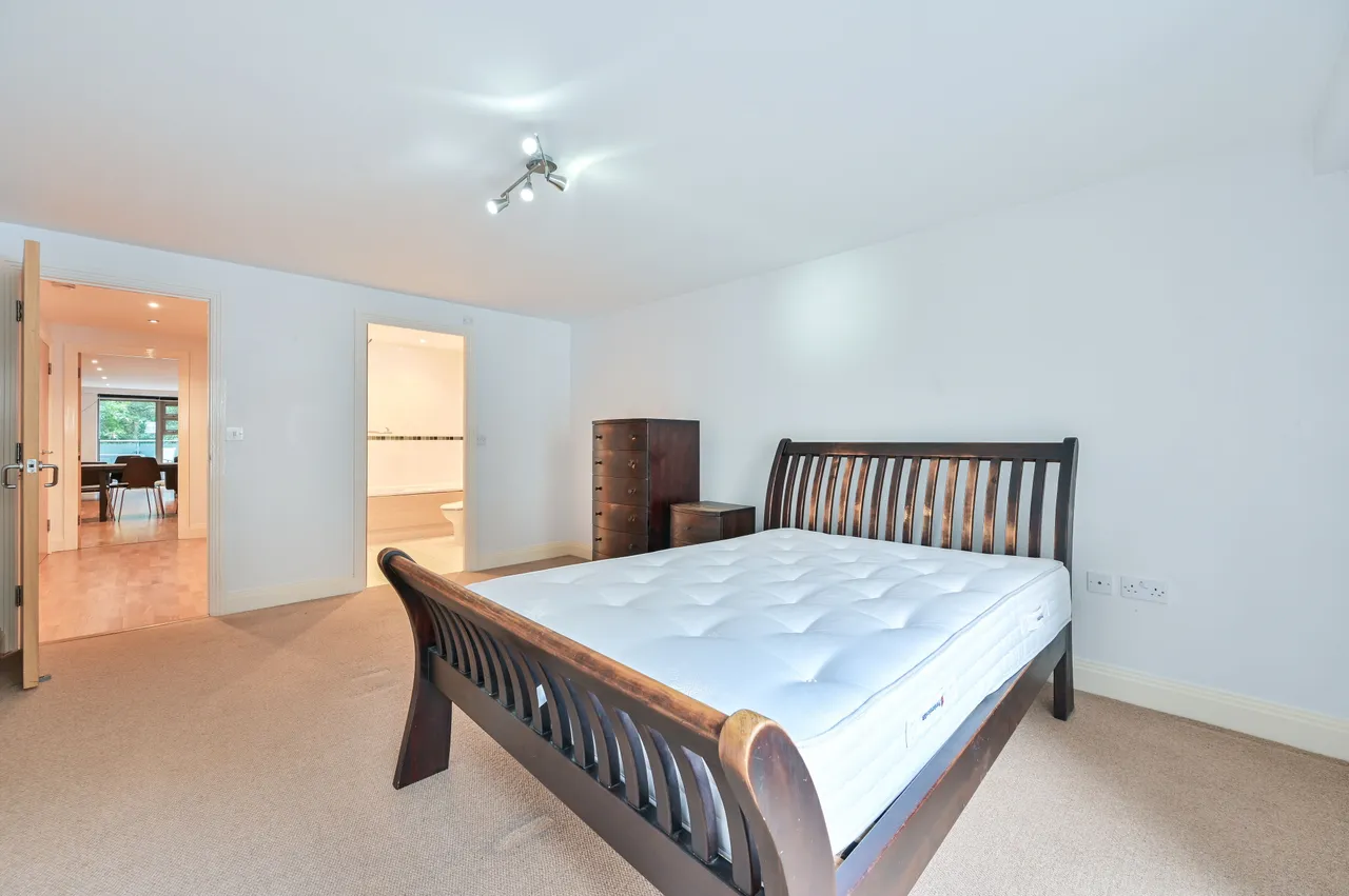 392 Rotherhithe Street, photo 4