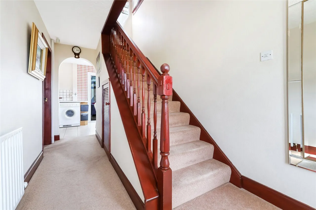 Larkfield Road, Greenock, Inverclyde, PA16, photo 4