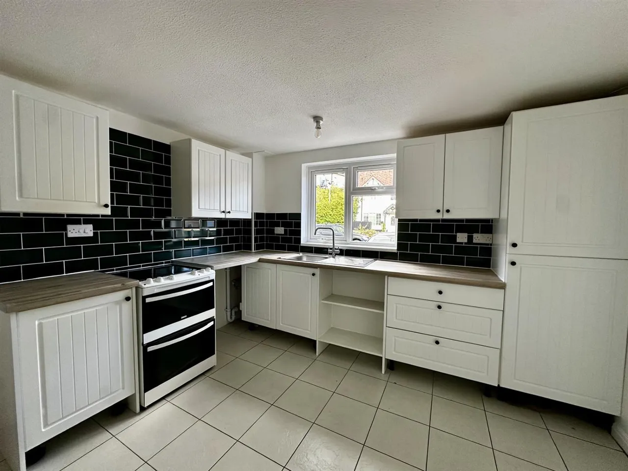 Pippin Row, Calne, SN11, photo 2
