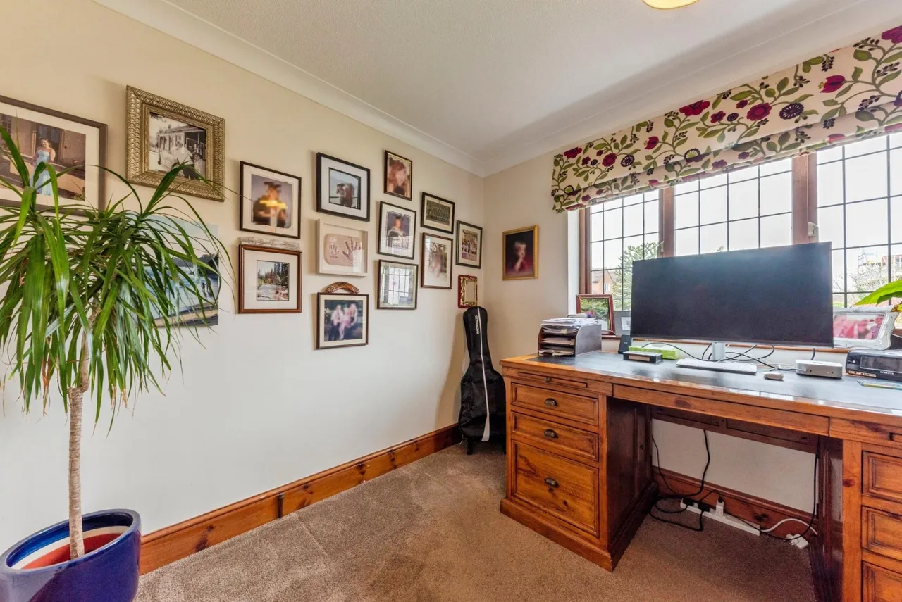 Bowmans Way, Sedgebrook, NG32, photo 9