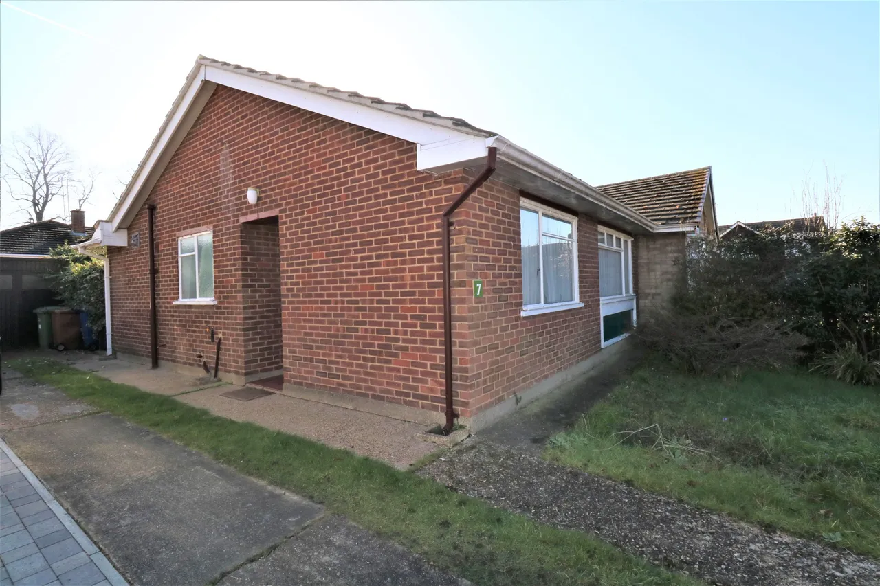The Spinney, Grays, Essex, RM16 3EJ, photo 13