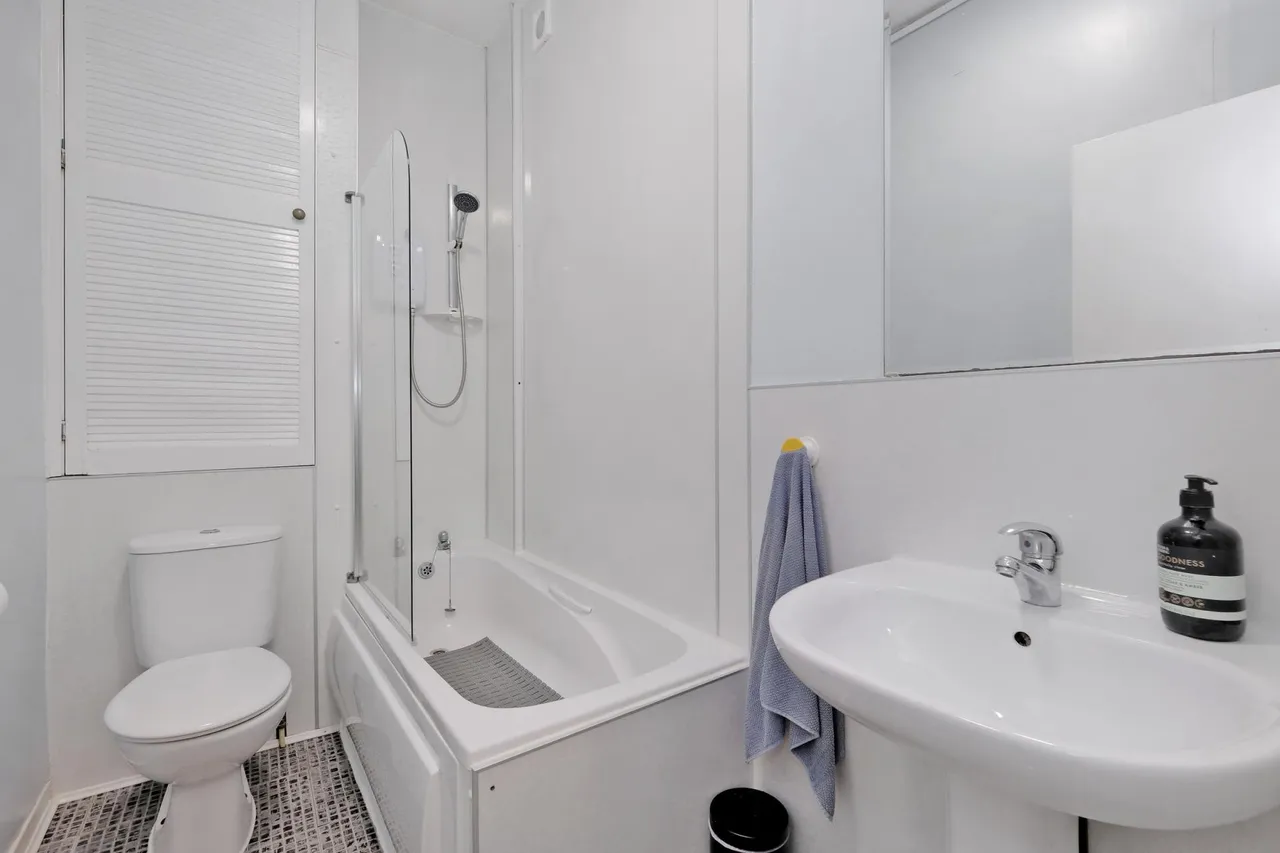 Ashvale Place, Holburn, AB10, photo 11