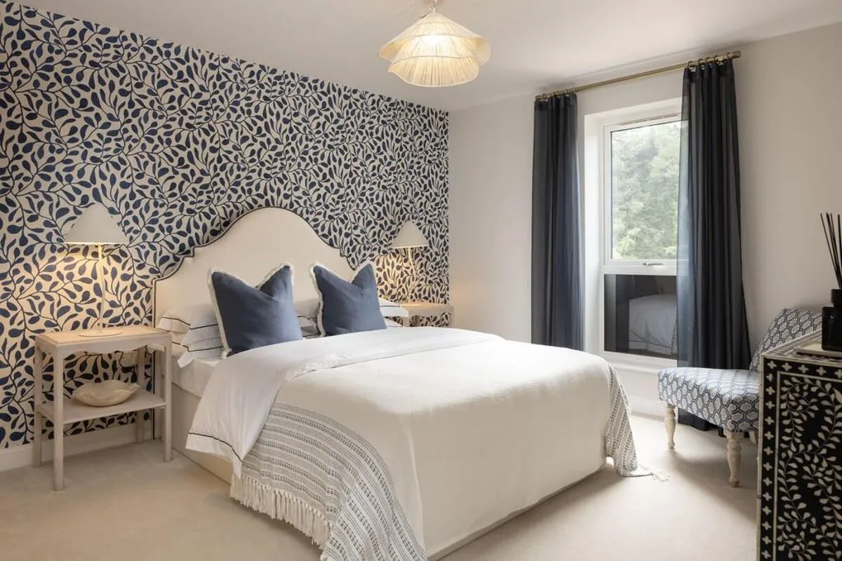 Brooklands Grove, Weybridge, KT13, photo 10