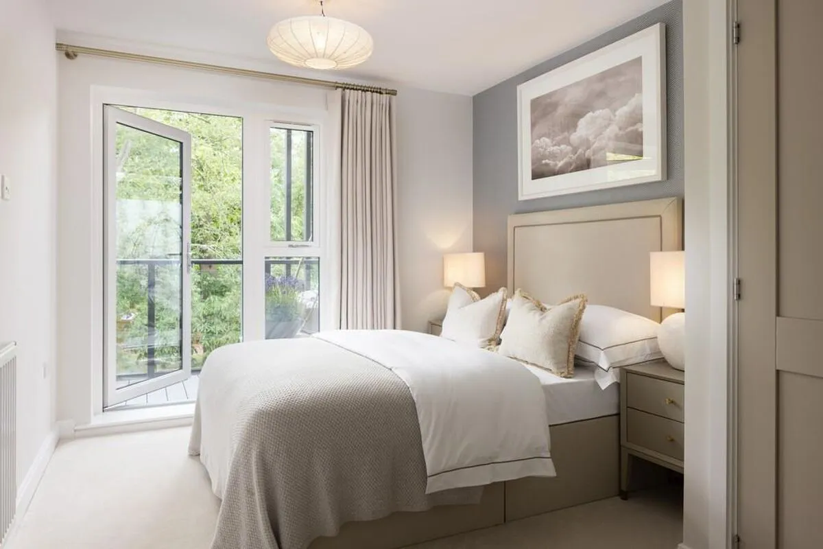Brooklands Grove, Weybridge, KT13, photo 11