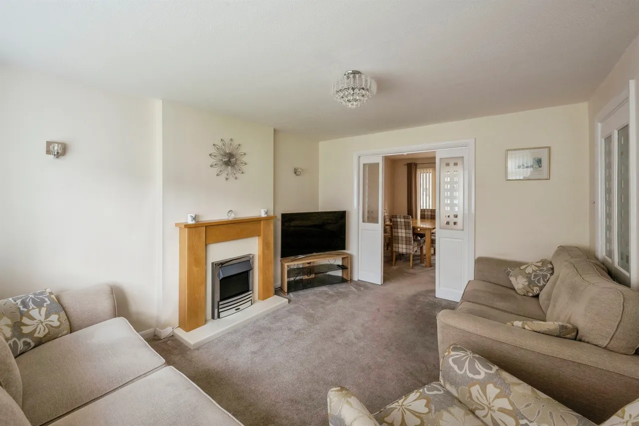 Ambleside Crescent, Sprotbrough, DN5, photo 3