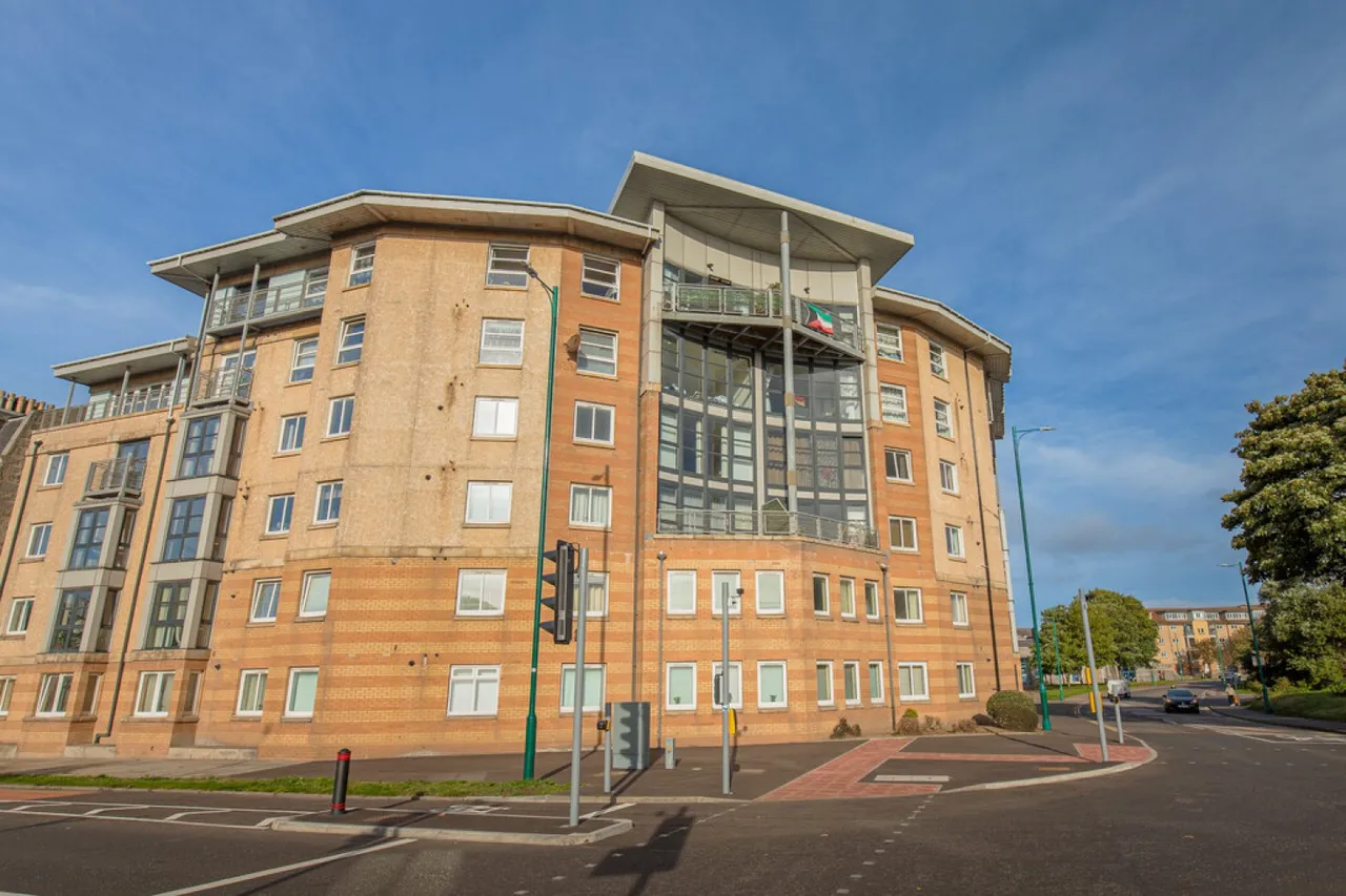 3 bed flat to rent, Links Road, Aberdeen, AB24