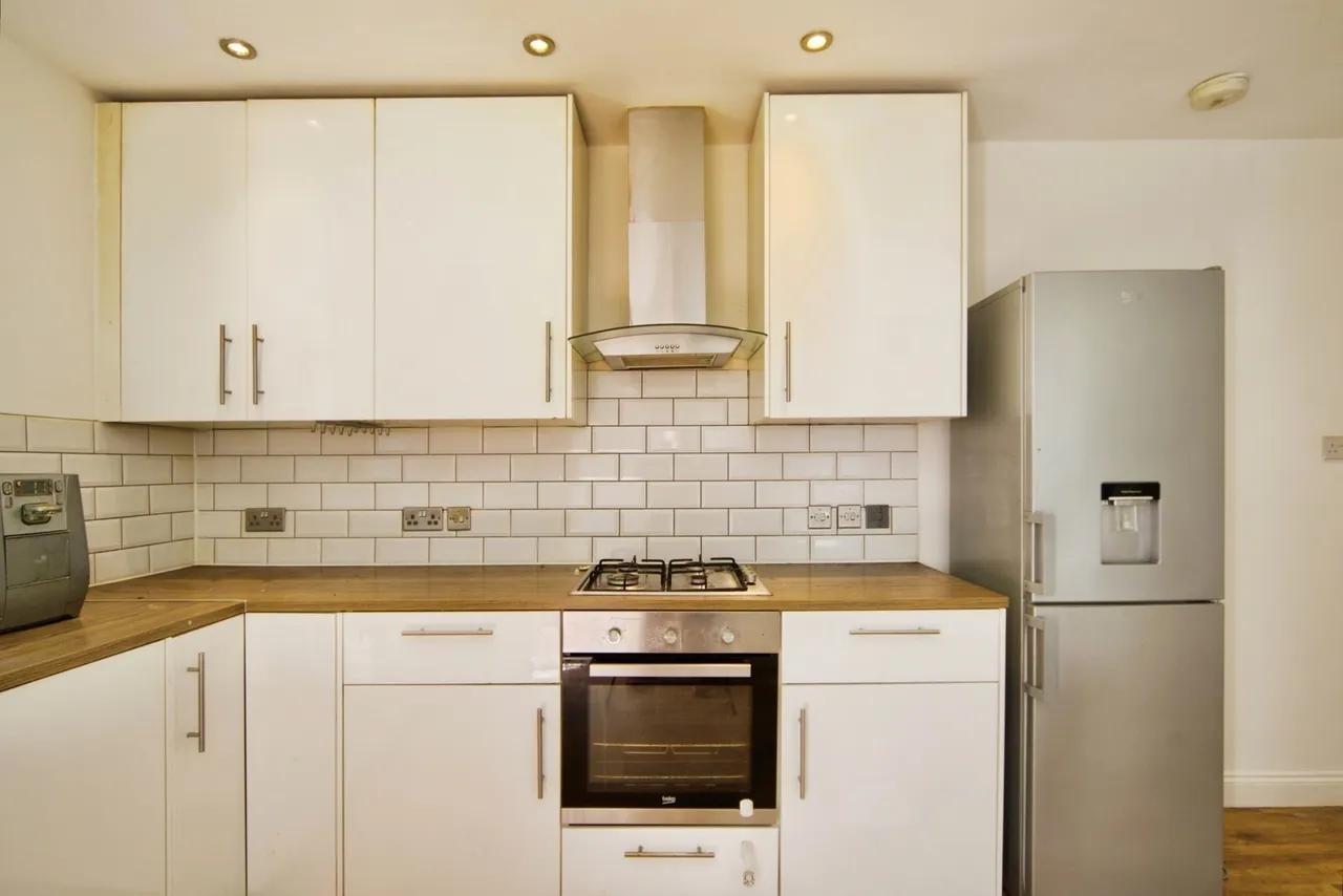 East Avenue, Manor Park, E12, photo 6