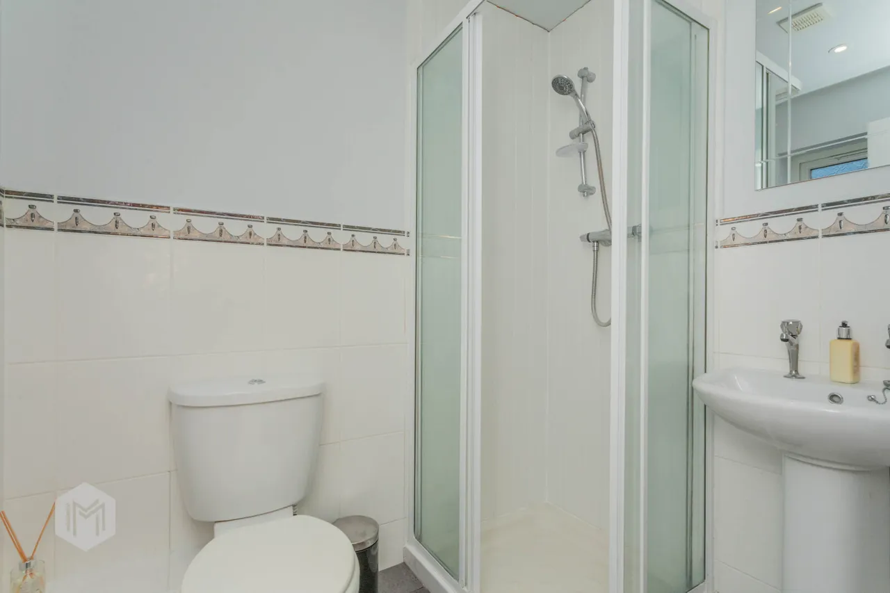Ariel Gardens, Culcheth, Warrington, WA3 5DG, photo 9