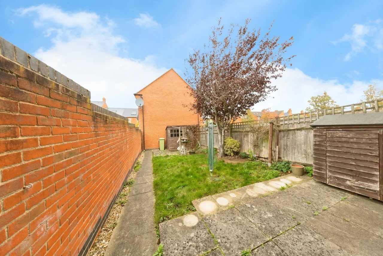 Barr Piece, Wolverton, Milton Keynes, Buckinghamshire, MK12, photo 13