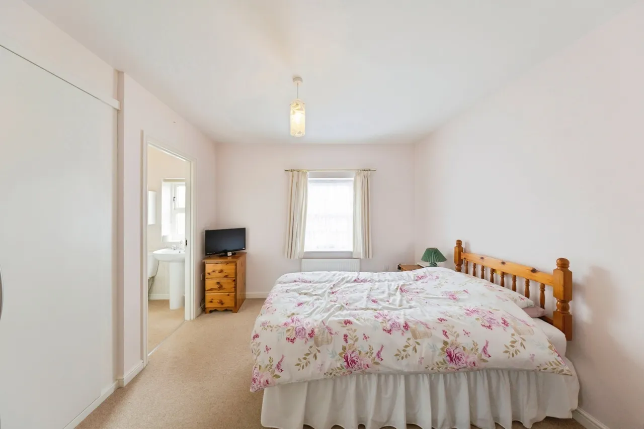 Barr Piece, Wolverton, Milton Keynes, Buckinghamshire, MK12, photo 16