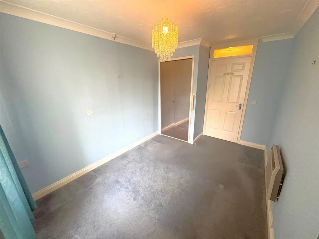 Marlborough Road, Swindon, photo 7