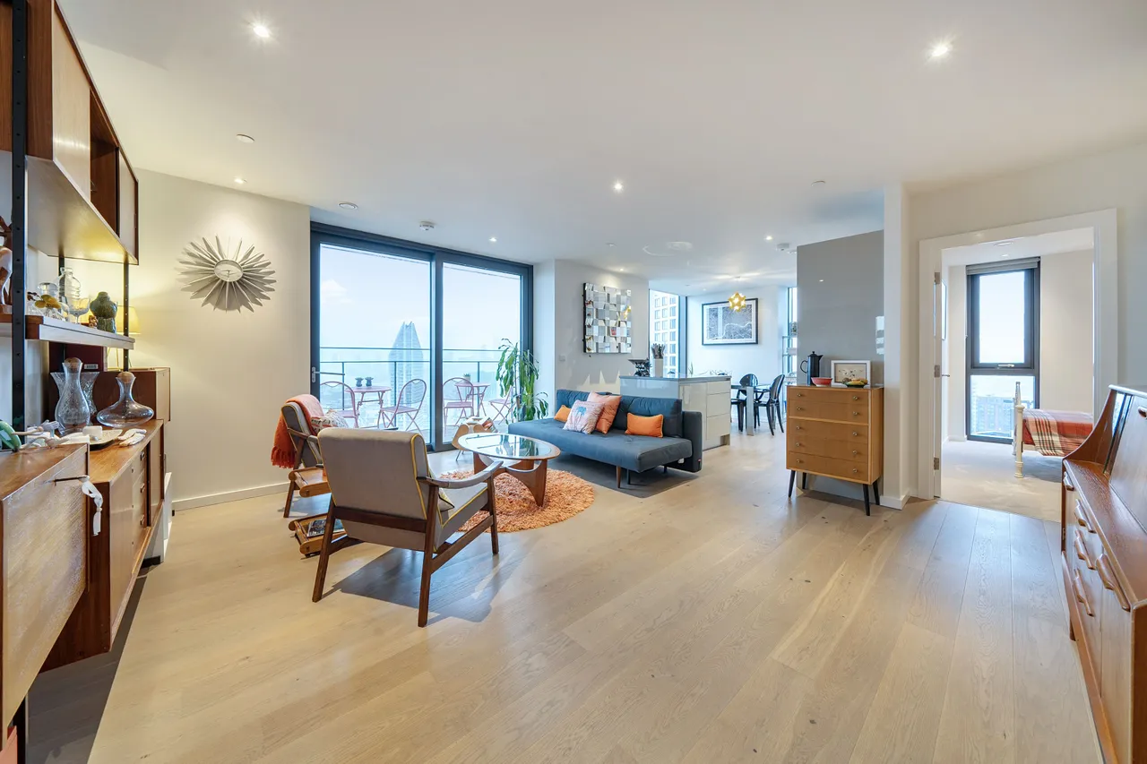 3 bed flat for sale — Apartment 2905, One The Elephant, 1 St Gabriel Walk, London