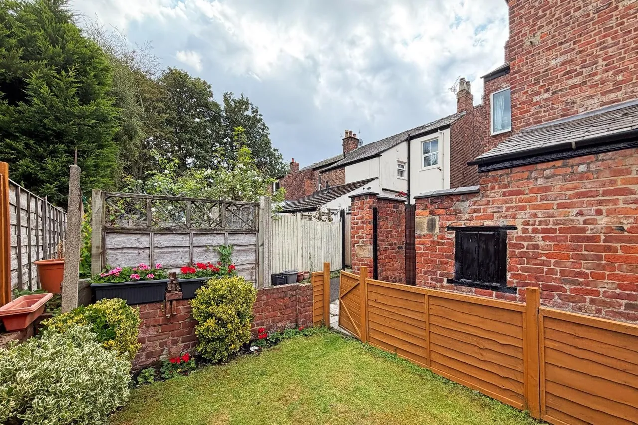 Oldfield Road, Altrincham, Cheshire WA14 4EF, photo 7