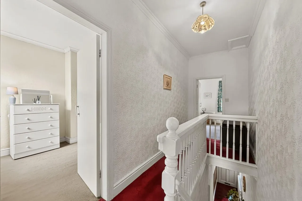 Oldfield Road, Altrincham, Cheshire WA14 4EF, photo 13