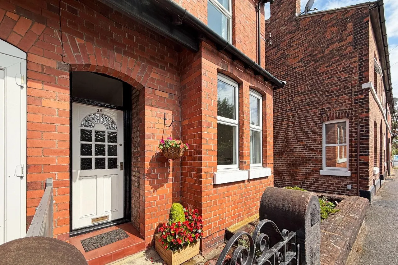 Oldfield Road, Altrincham, Cheshire WA14 4EF, photo 27