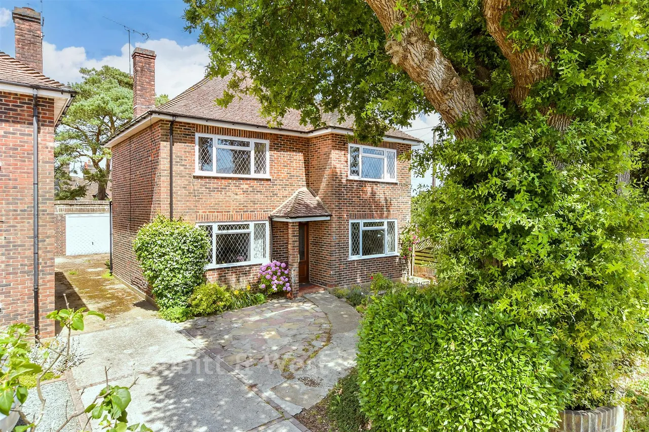 3 bed house for sale, Brook Lane, Ferring, BN12