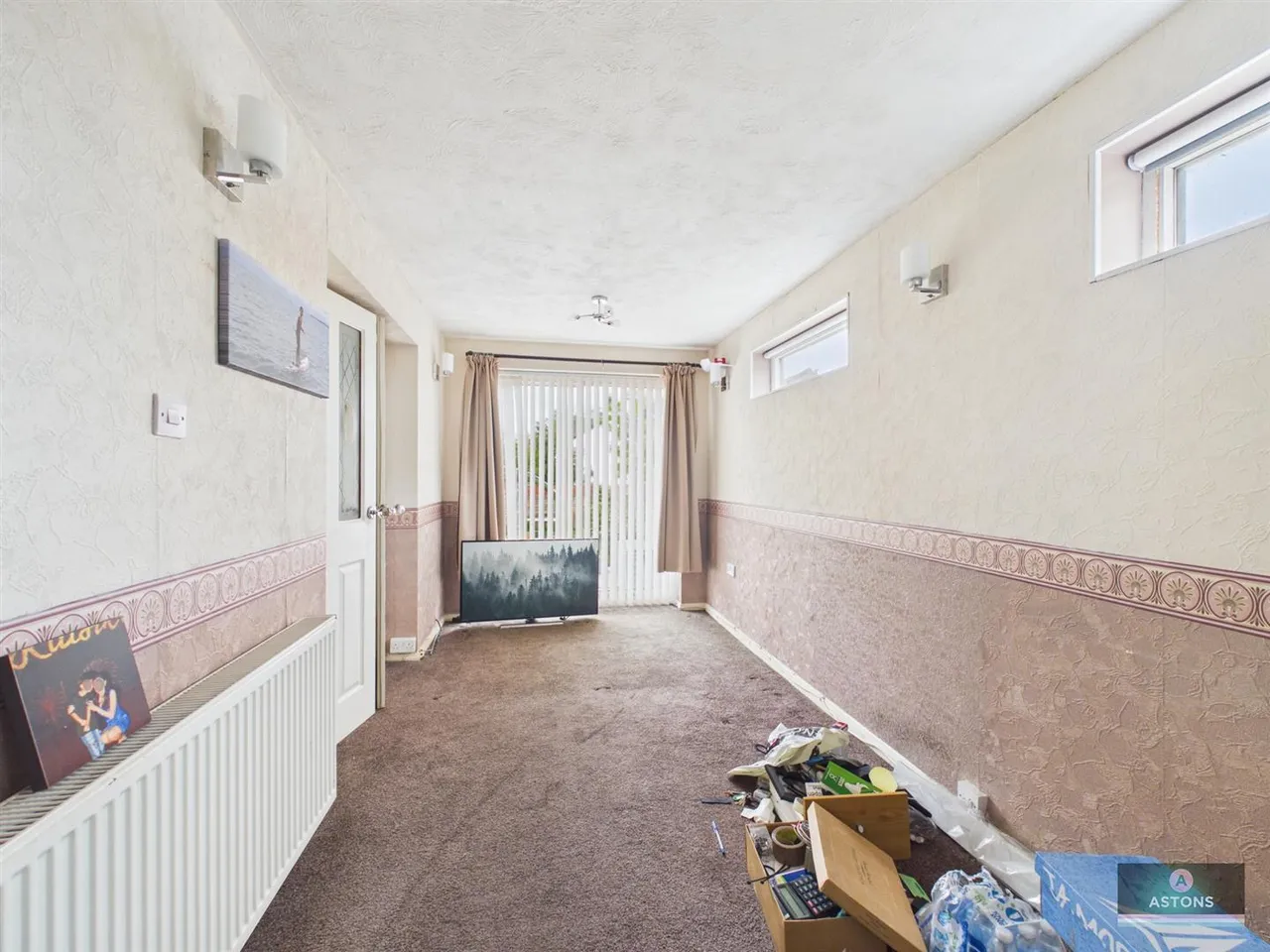 Payne Close, Crawley, photo 4