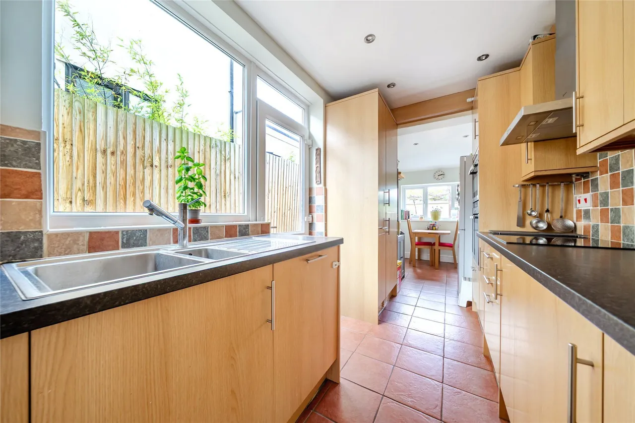 Broomhill Road, Orpington, BR6, photo 4