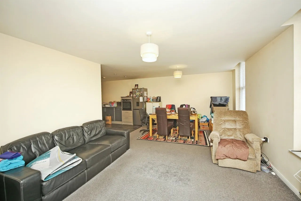 Warwick Road, Solihull, B92, photo 4