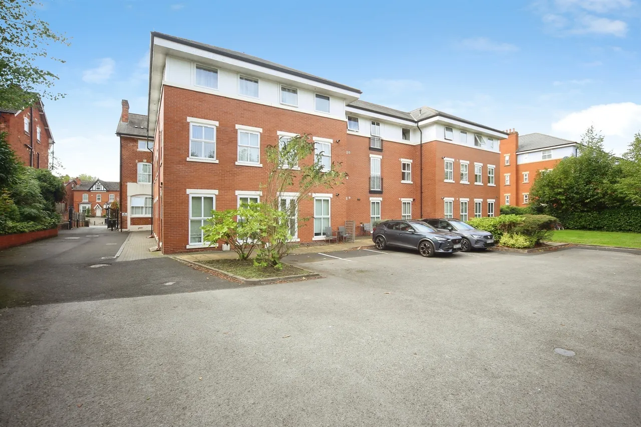 Warwick Road, Solihull, B92, photo 15