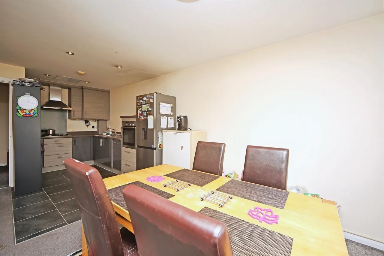 Warwick Road, Solihull, B92, photo 6