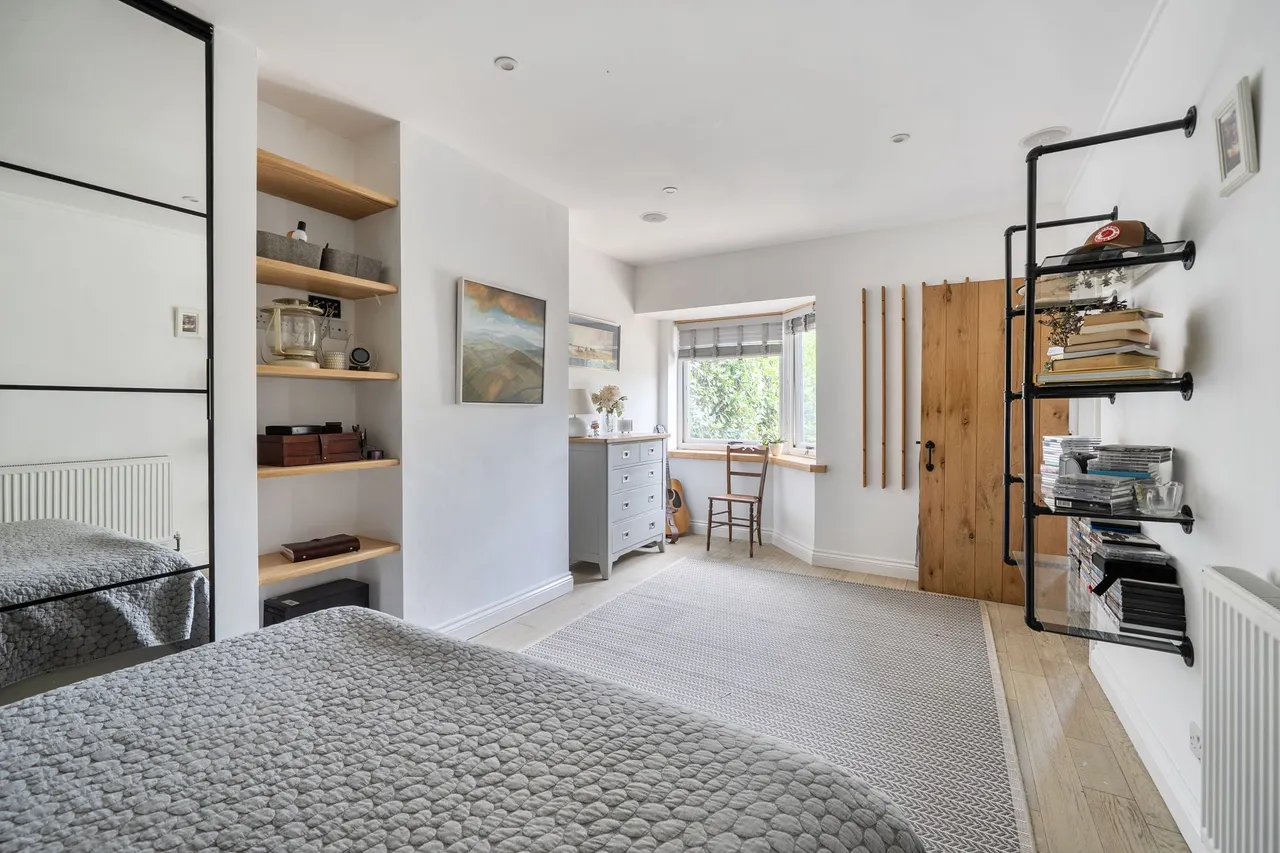 Montague Road, Easebourne, GU29, photo 10