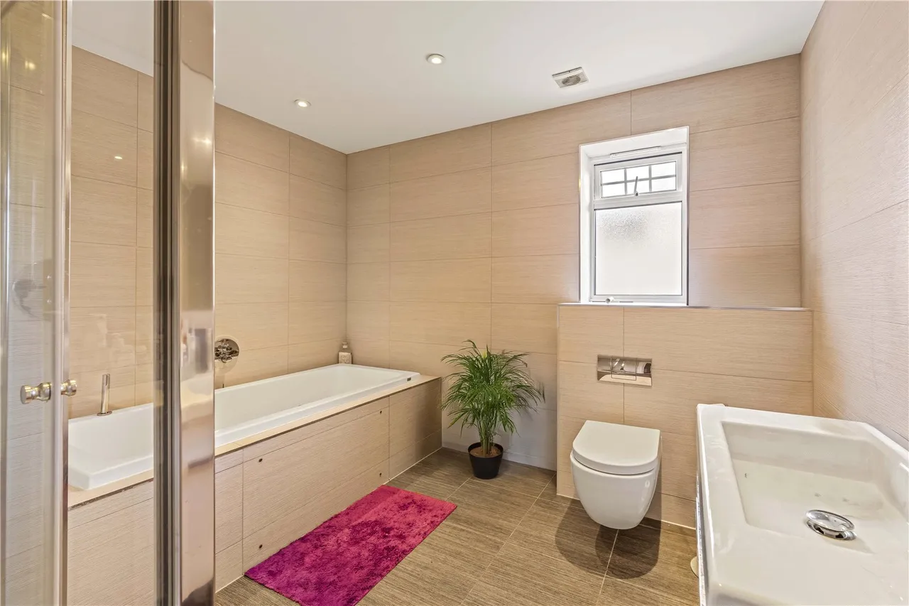 Easthampstead Road, Wokingham, RG40, photo 30