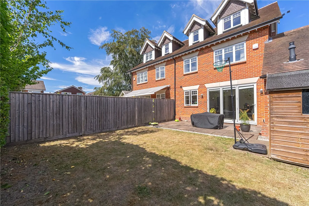 Easthampstead Road, Wokingham, RG40, photo 33