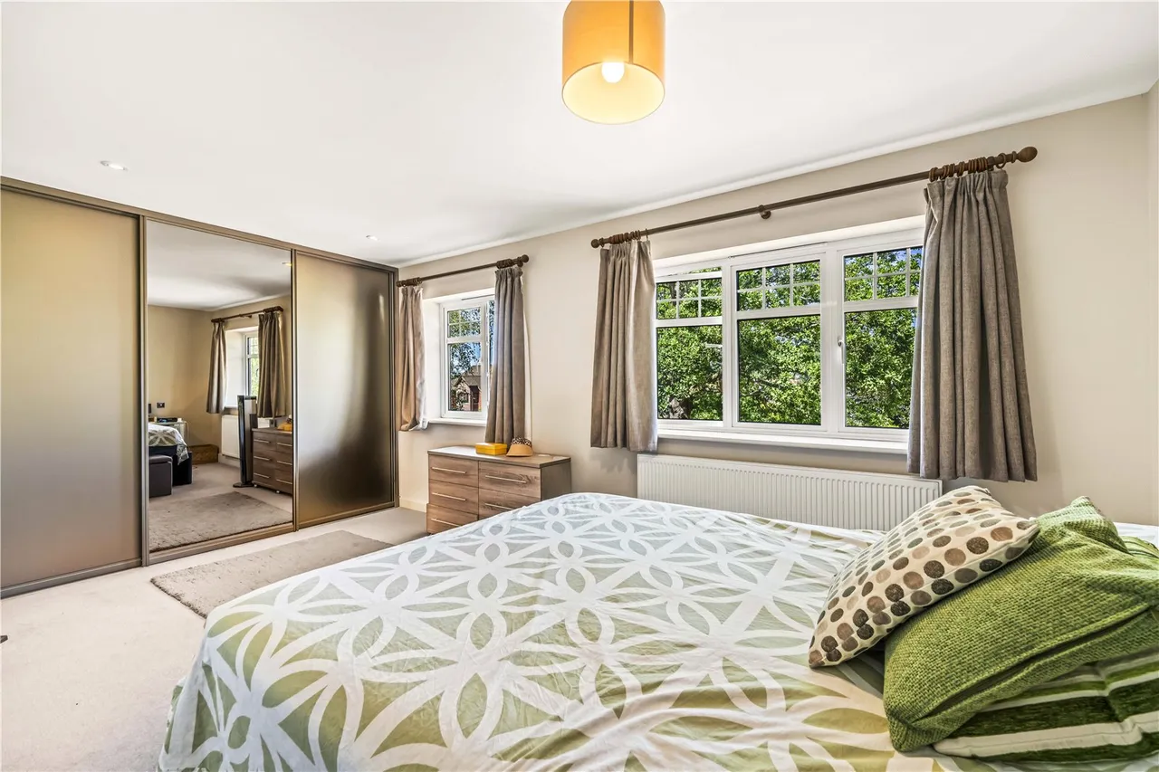 Easthampstead Road, Wokingham, RG40, photo 25