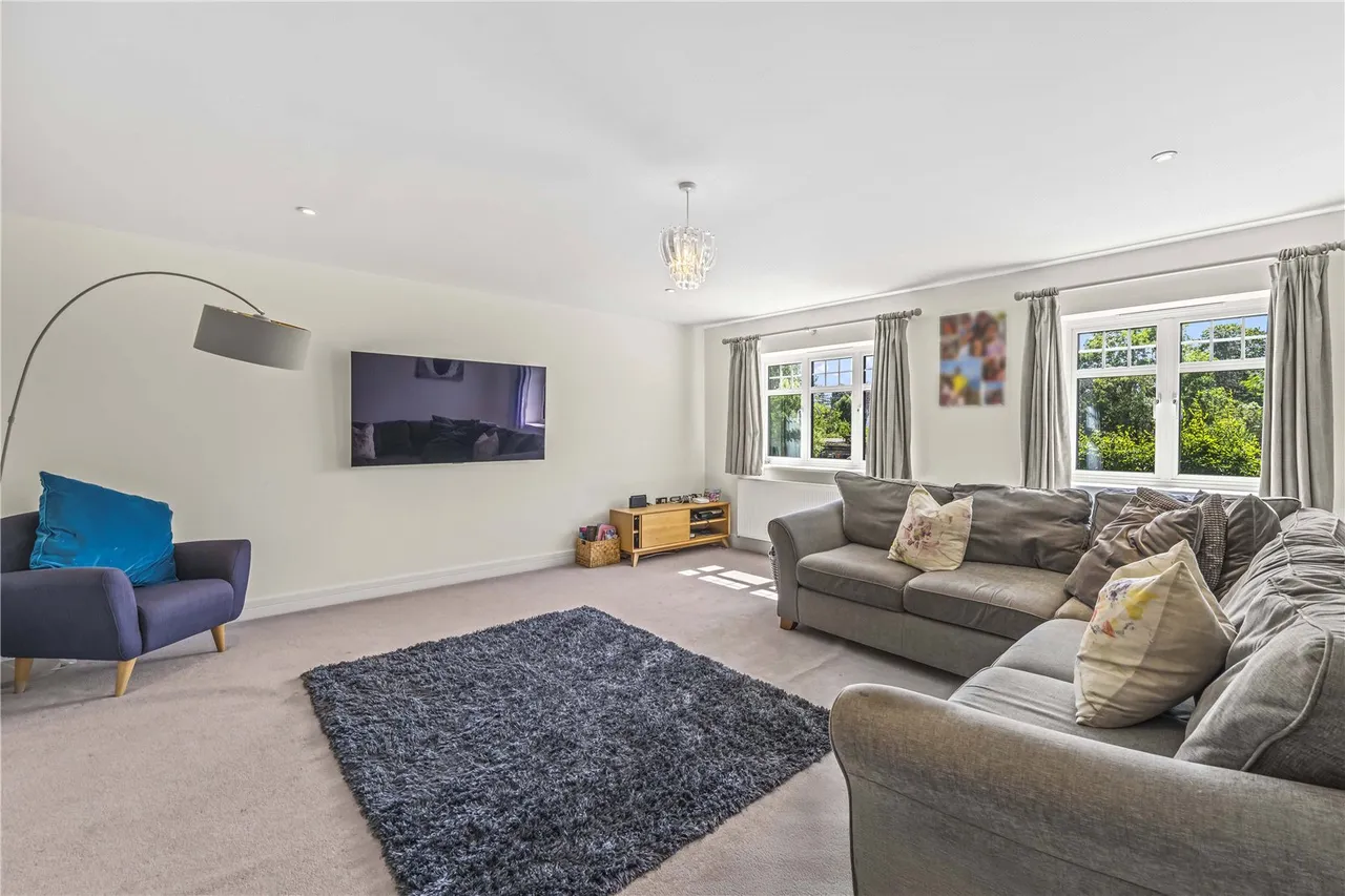 Easthampstead Road, Wokingham, RG40, photo 4