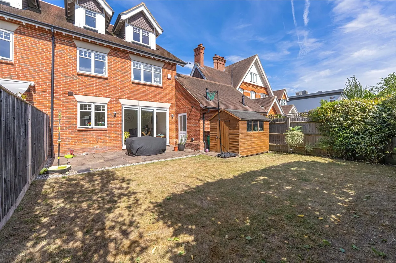 Easthampstead Road, Wokingham, RG40, photo 16