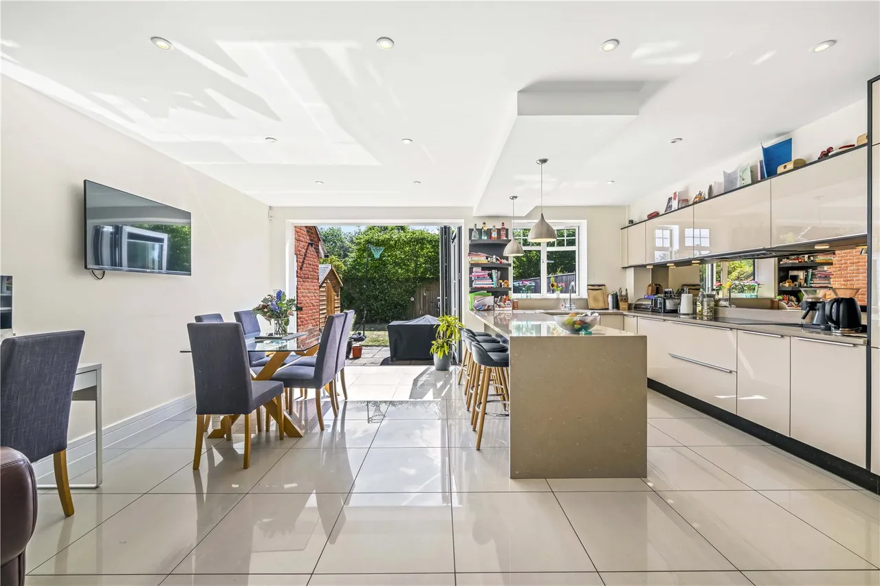 Easthampstead Road, Wokingham, RG40, photo 8