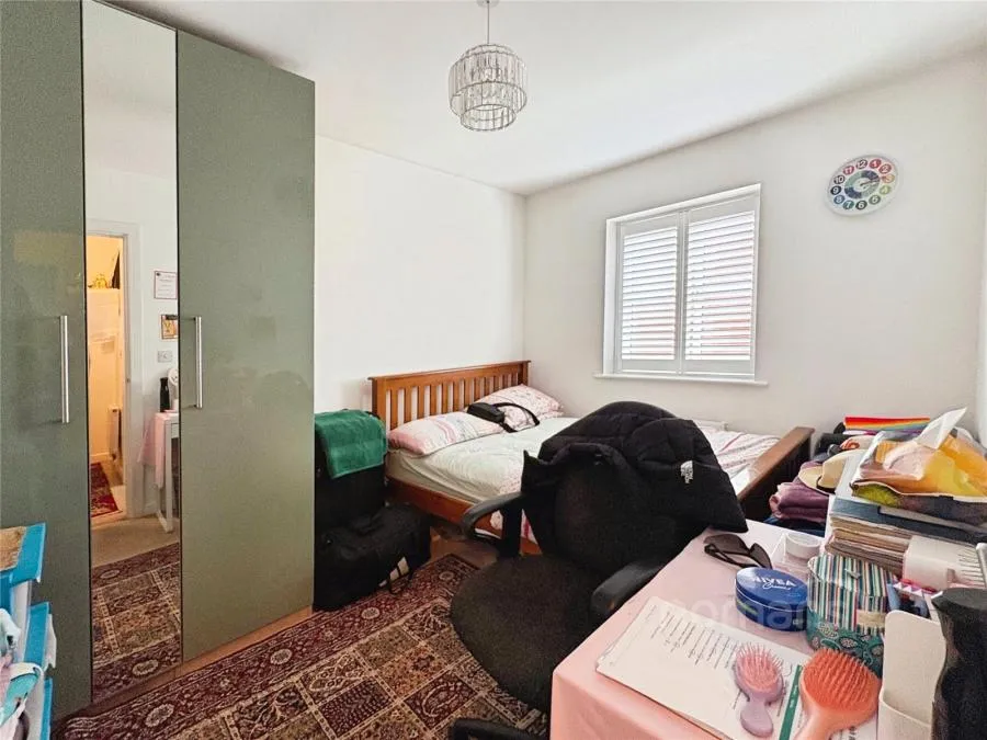 Scarlett's Road, Wellesley, GU11, photo 8
