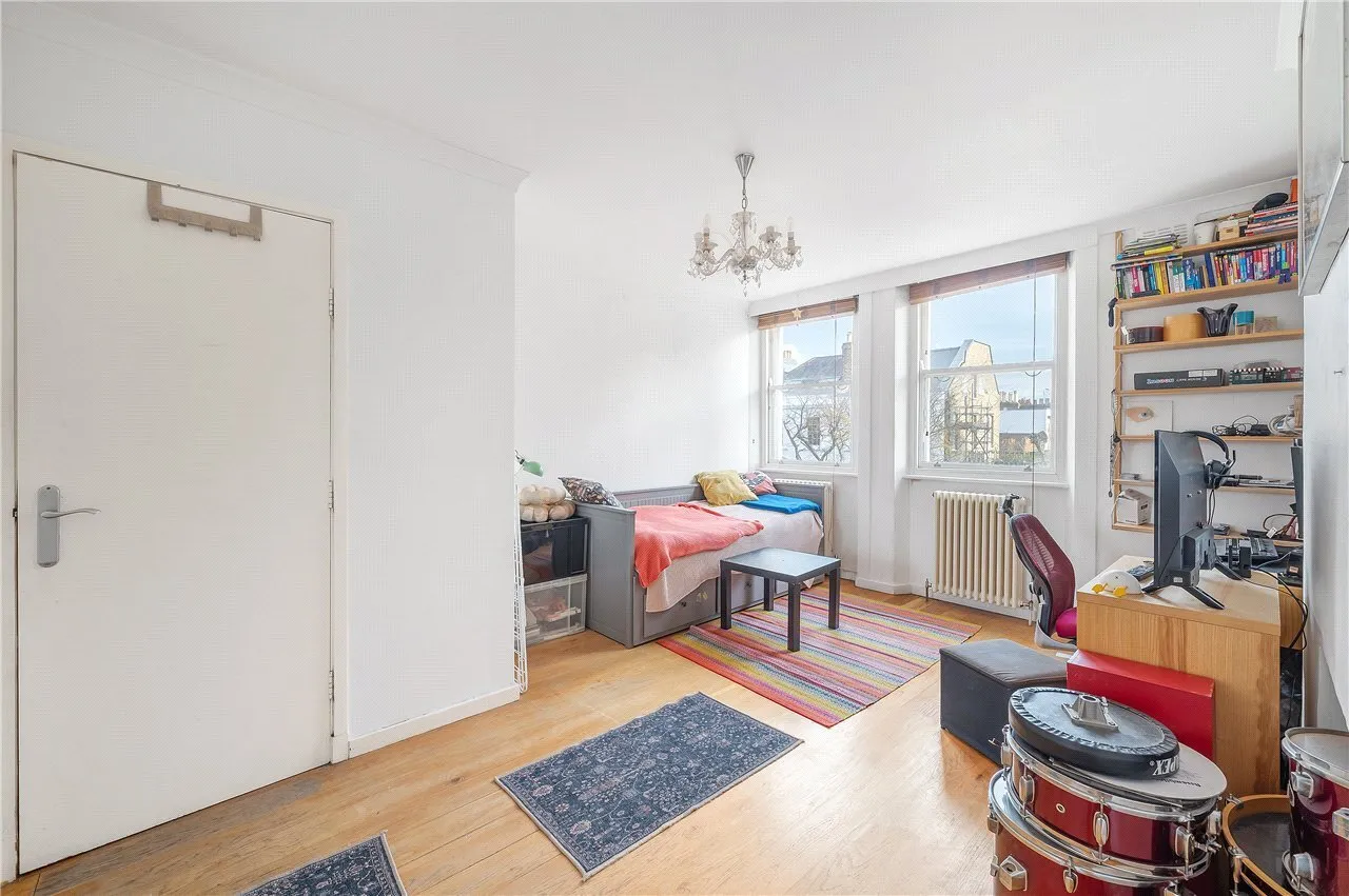 Regents Park Road, Primrose Hill, London, NW1, photo 2