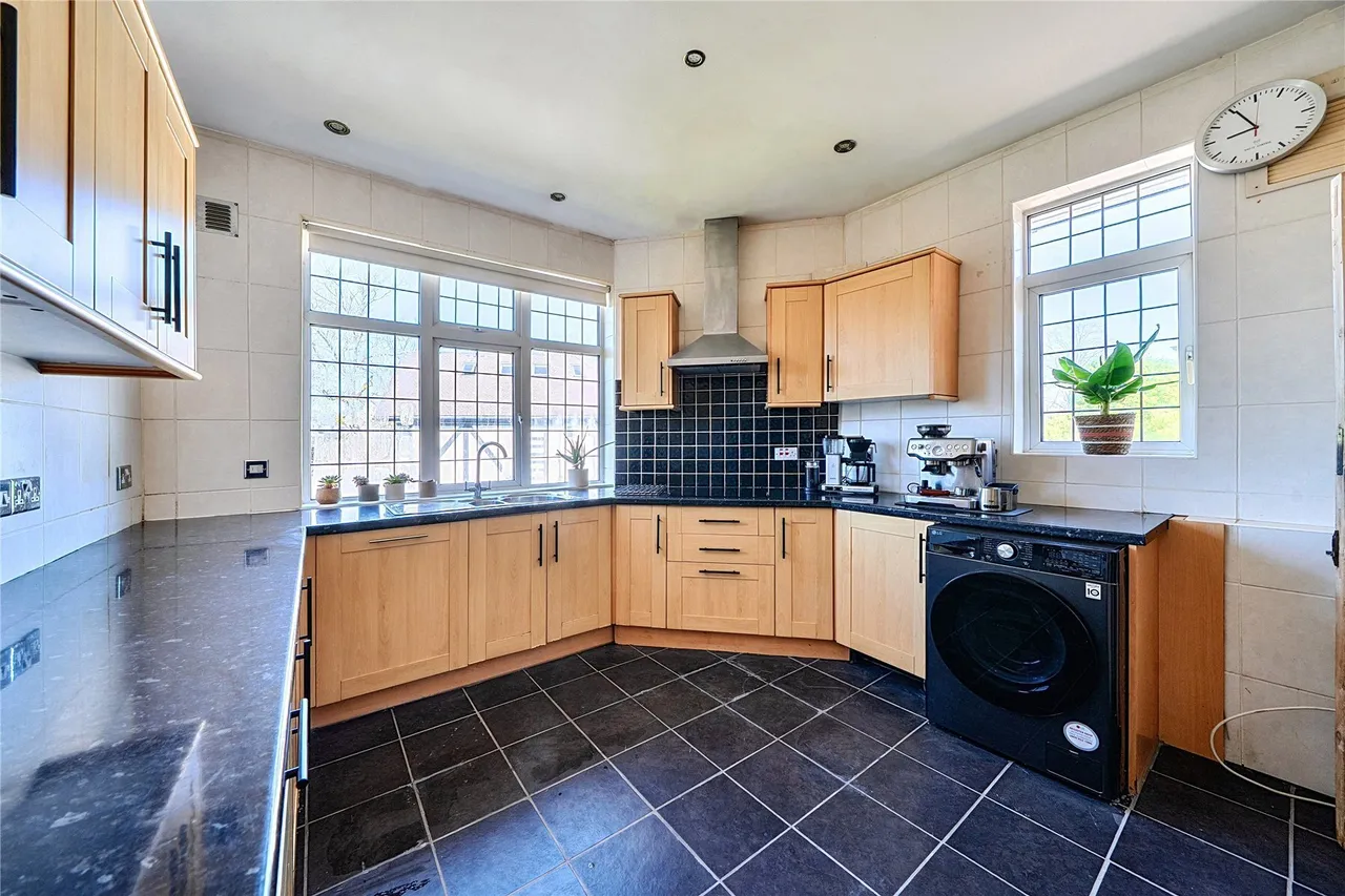 Foxgrove Road, Beckenham, BR3, photo 4
