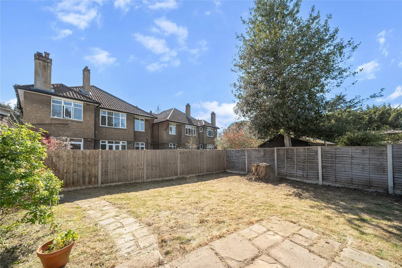 Foxgrove Road, Beckenham, BR3, photo 11