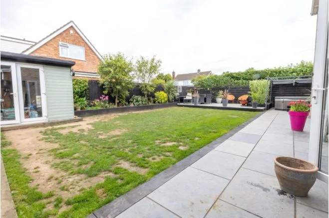 Ryland Gardens, Welton, LN2, photo 31