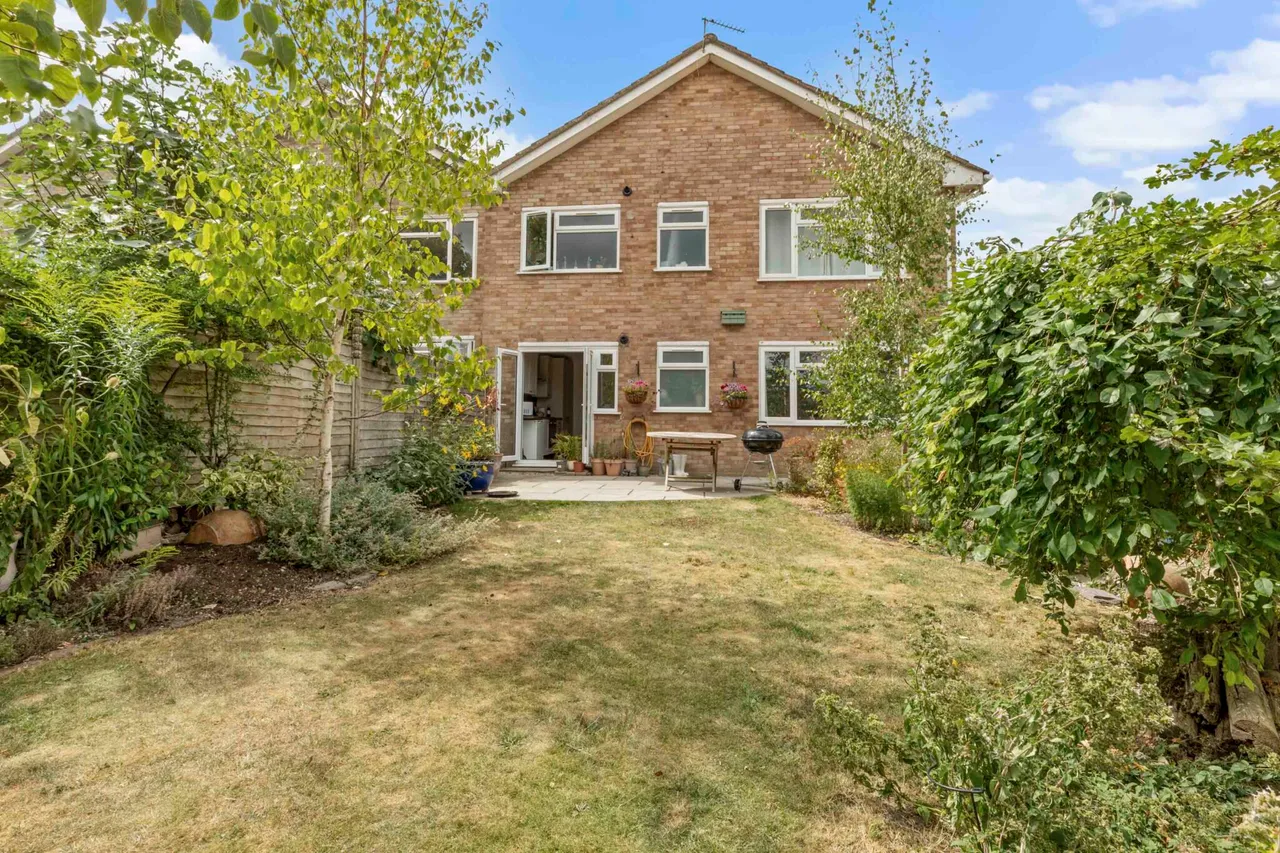 Abbots Way, Monks Risborough, HP27, photo 9