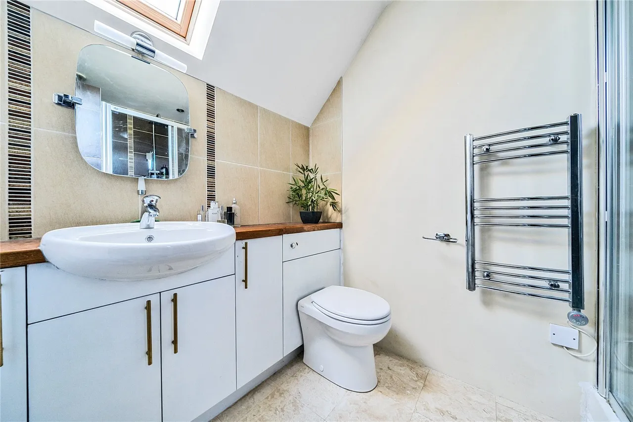 Lon Yr Ywen, Pont Robert, Meifod, Powys, SY22 6JT, photo 18
