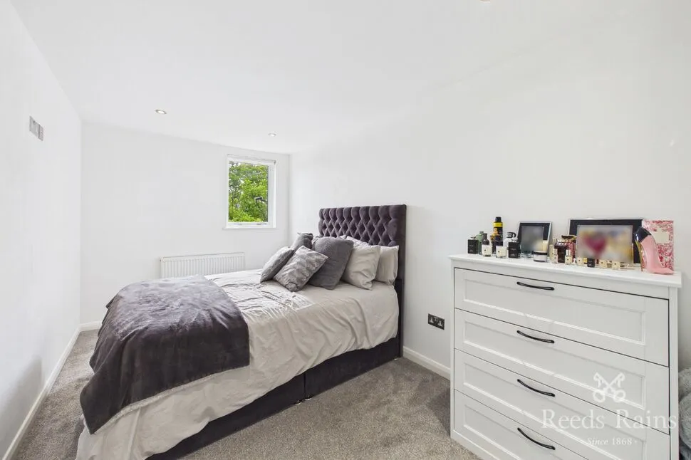 Guy Fawkes Street, Salford, M5, photo 5
