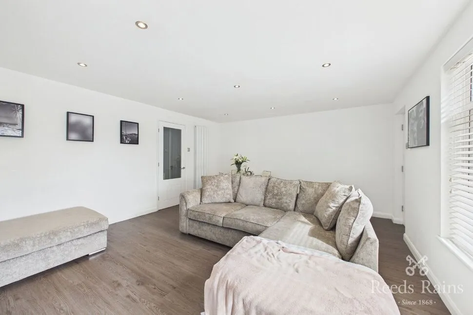 Guy Fawkes Street, Salford, M5, photo 12