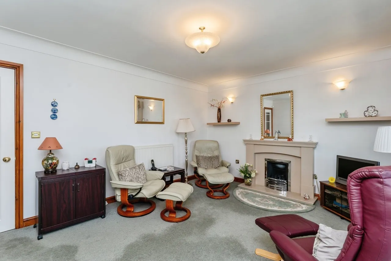 Nant-y-Coed, Mold, CH7, photo 9