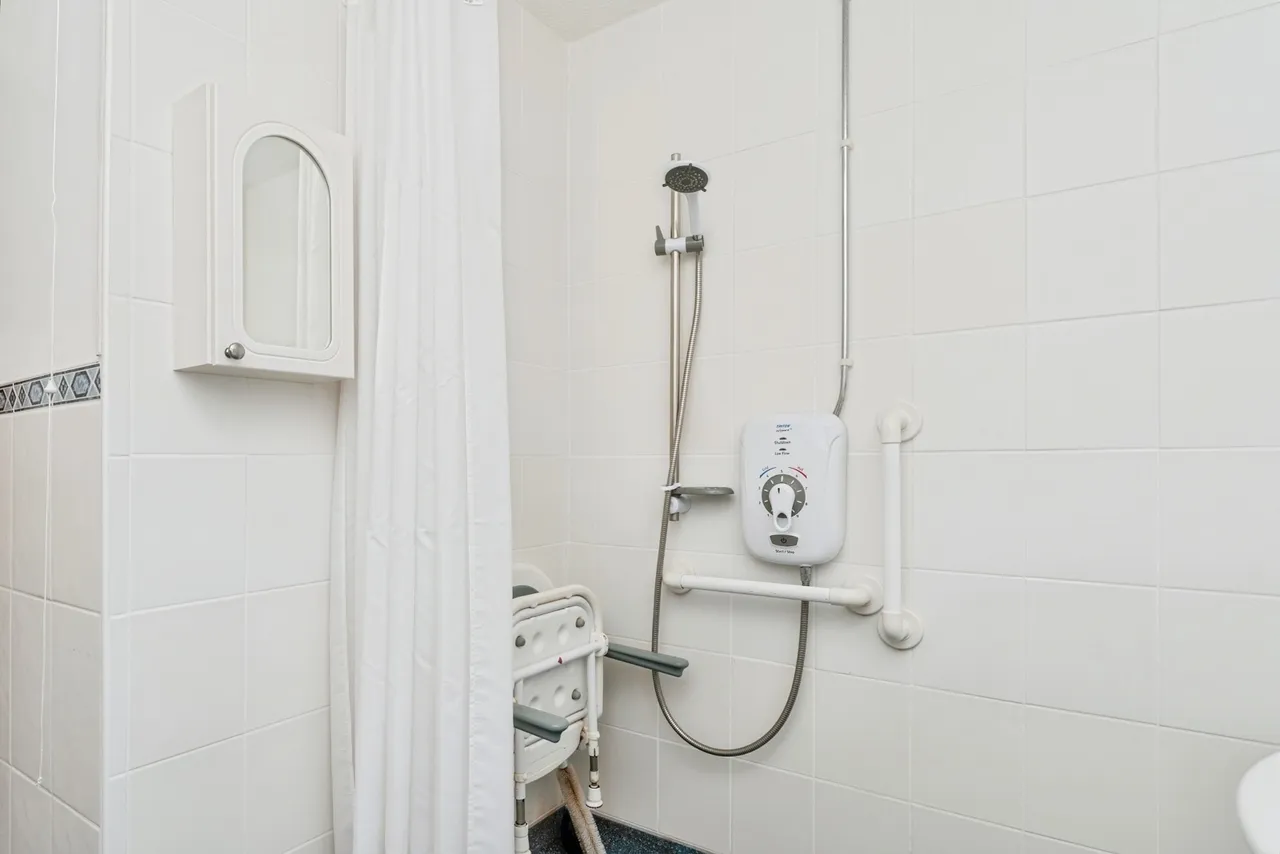 Nant-y-Coed, Mold, CH7, photo 20