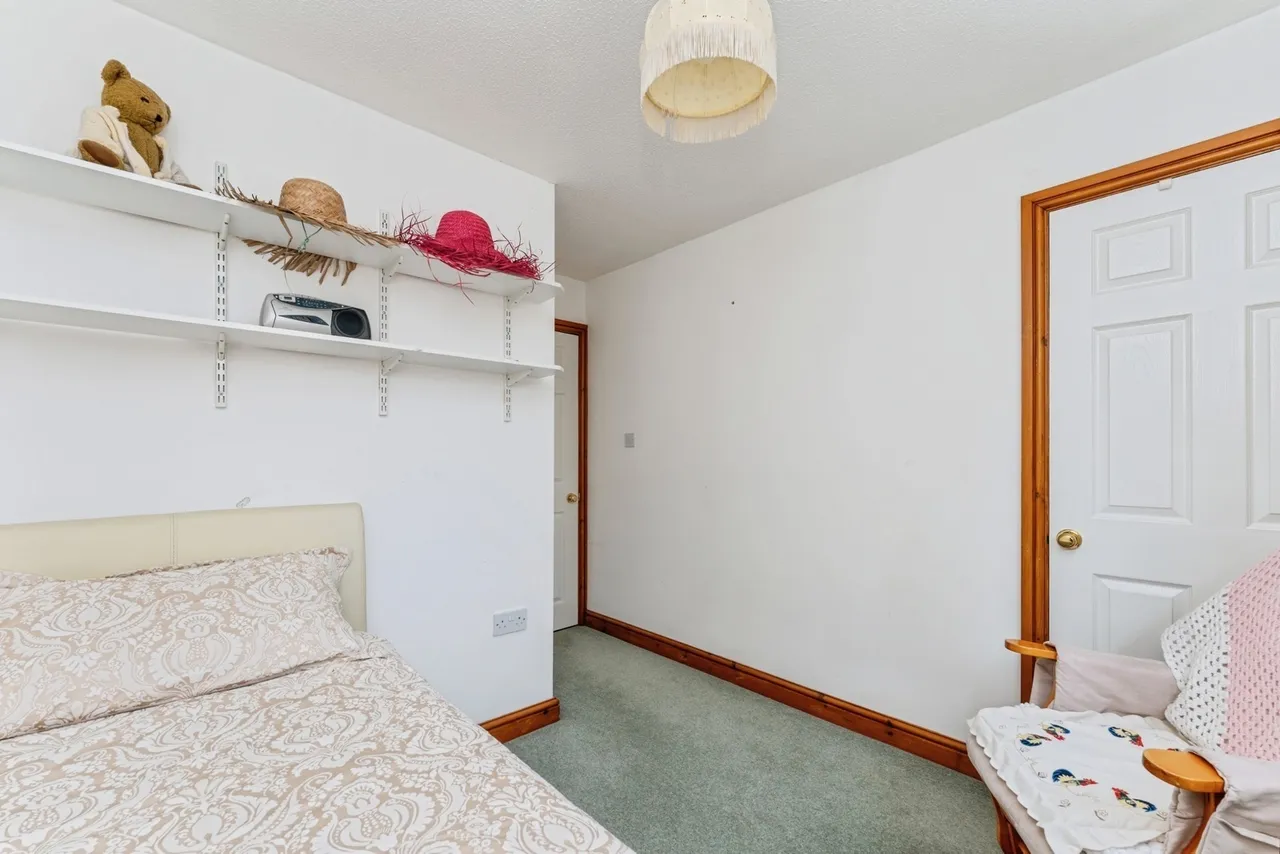 Nant-y-Coed, Mold, CH7, photo 13