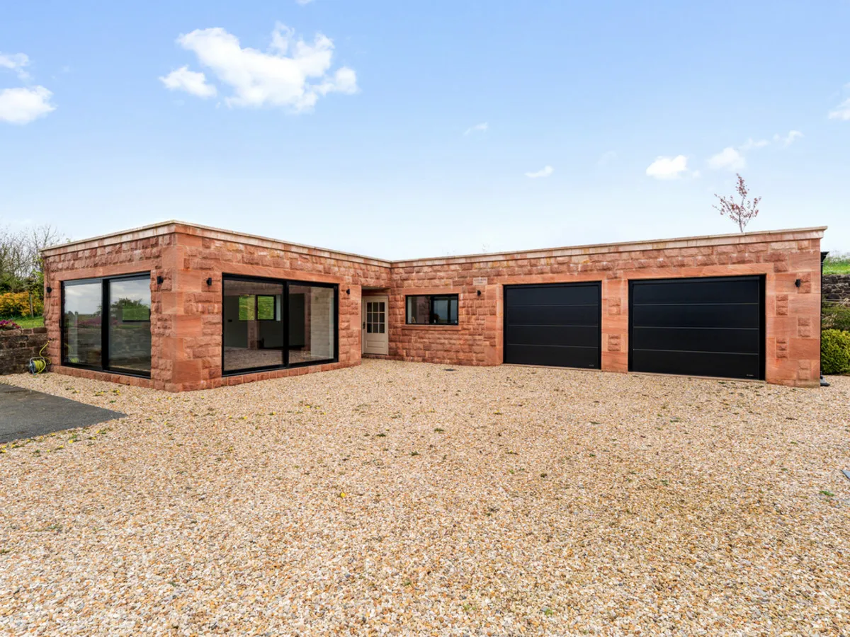 Pines Lane, ST8, photo 29