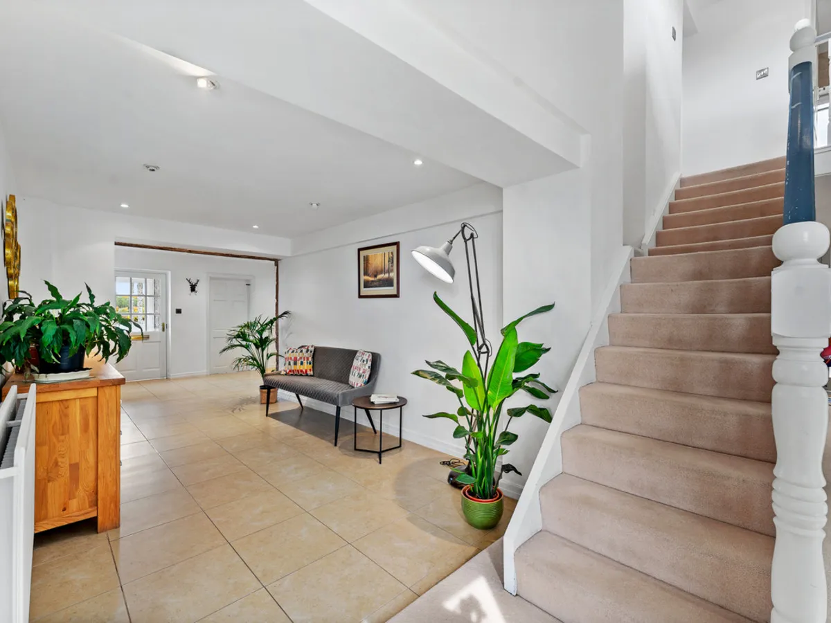 Pines Lane, ST8, photo 10