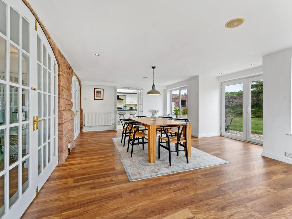 Pines Lane, ST8, photo 15