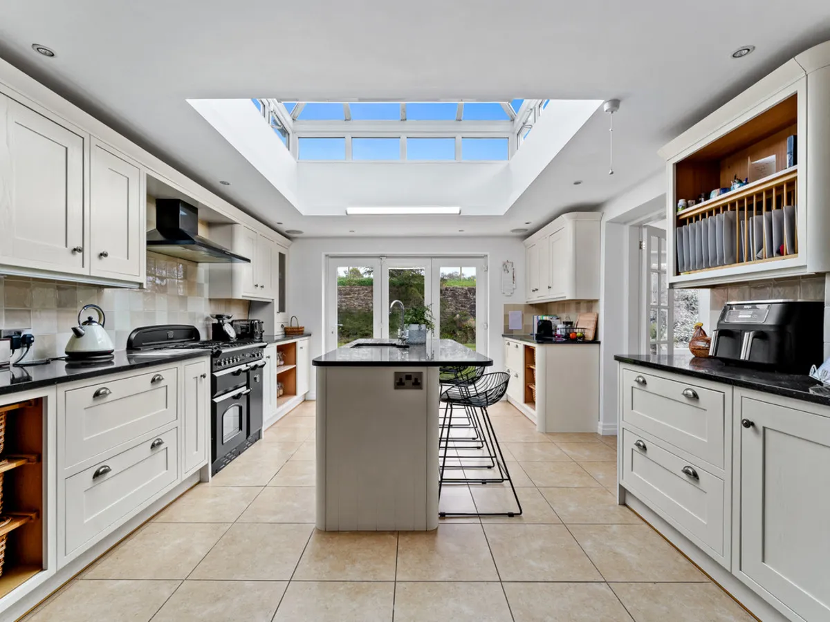 Pines Lane, ST8, photo 5